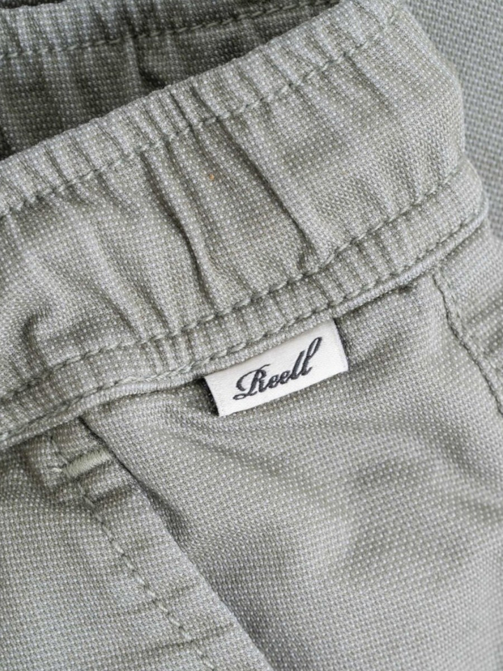 Lichtgroene short Reell