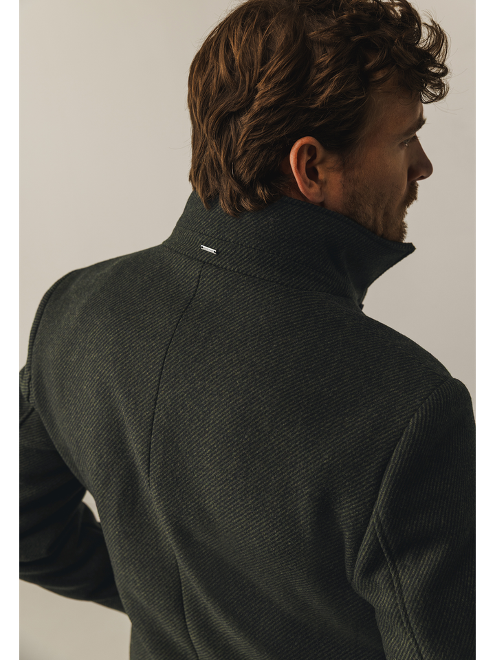 Donkergroene en zwarte gestreepte wollen mantel State of Art