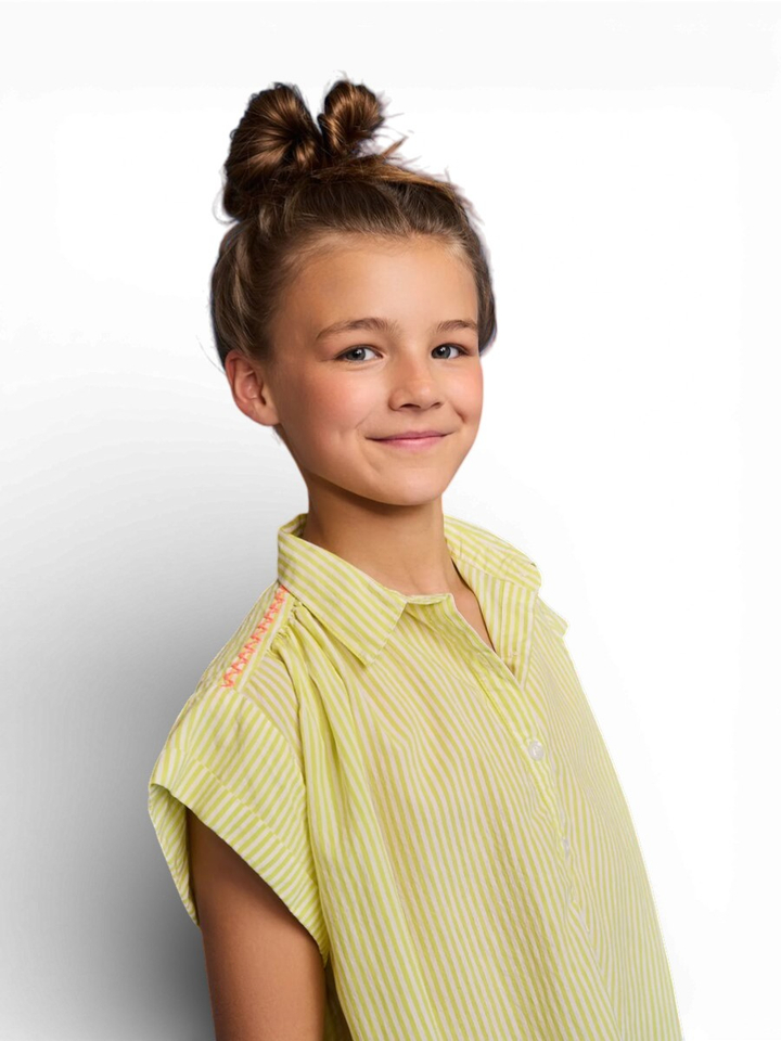 Gestreept geel kleed AO76