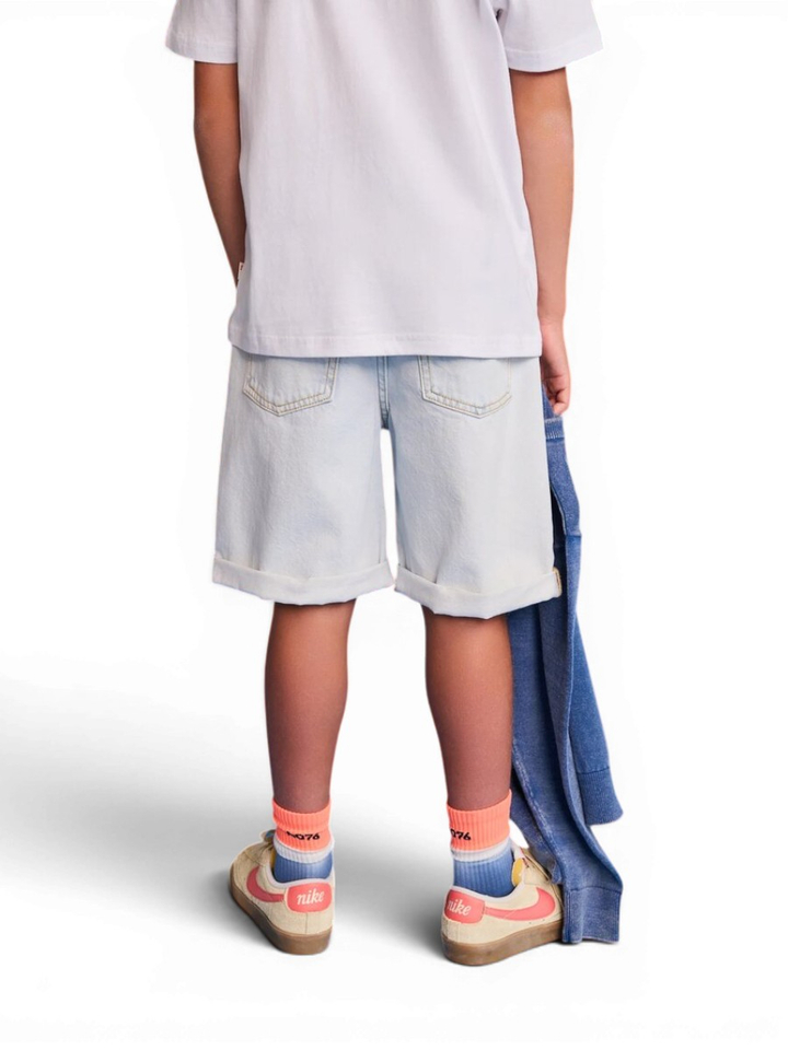 Lichtblauwe jeansshort AO76 