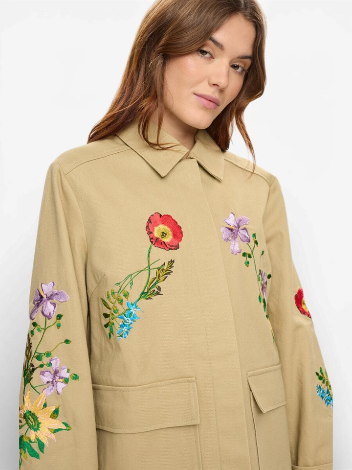 Beige veste met bloemenprint Nu Vivalli Numph 