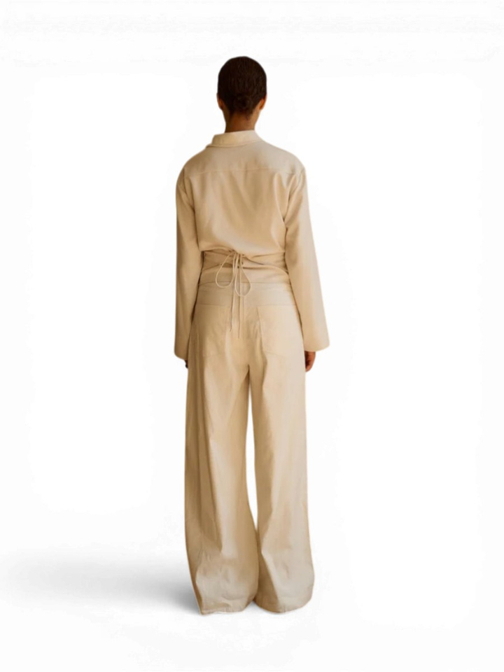 Beige zandkleurige bloes met omslag Zuri Club L'avenir 