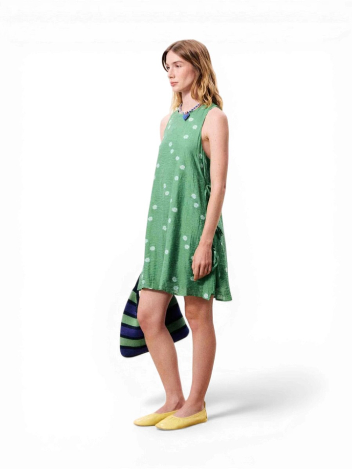 Groene jurk met blauwe bloempjes en strik detail Ilhabela FRNCH