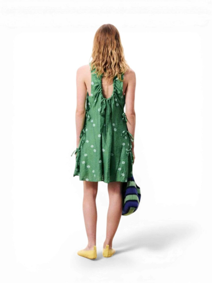 Groene jurk met blauwe bloempjes en strik detail Ilhabela FRNCH