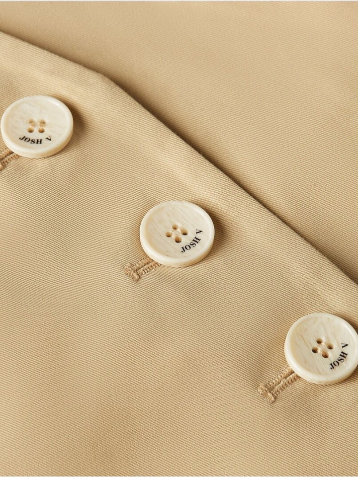 Beige gilet Monet Josh V