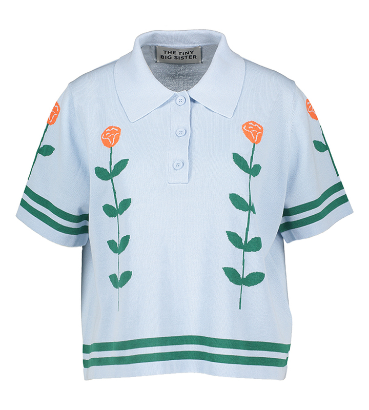 Blauwe polo met bloemen detail The Tiny Big Sister