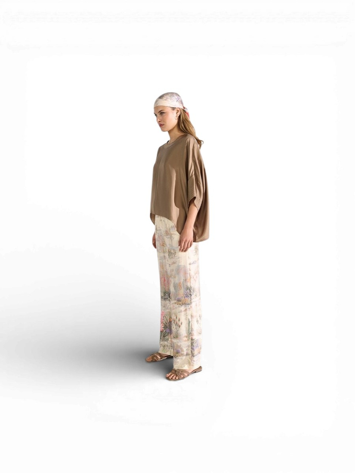 Bruine glanzende blouse met 3/4 mouw Riani