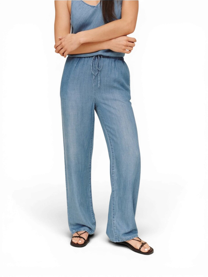 Blauwe losvallende broek in jeanslook Bella Dahl