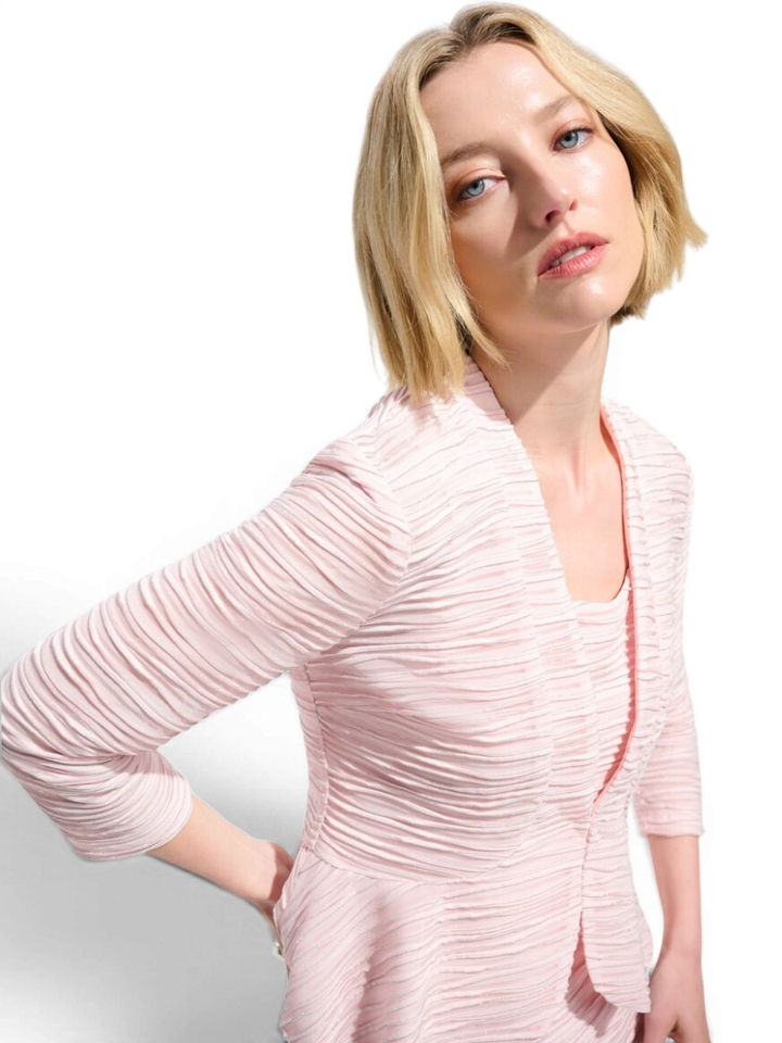 Roze set top en jas met zilver structuur Joseph Ribkoff