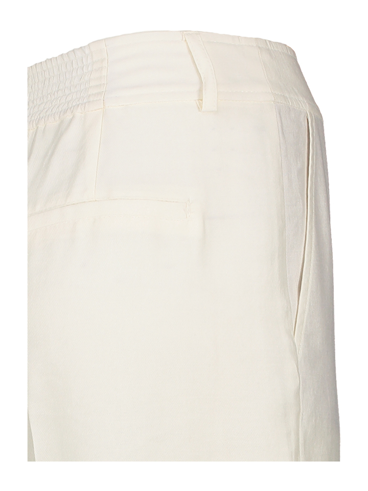Ecru losvallende broek Marie Mero