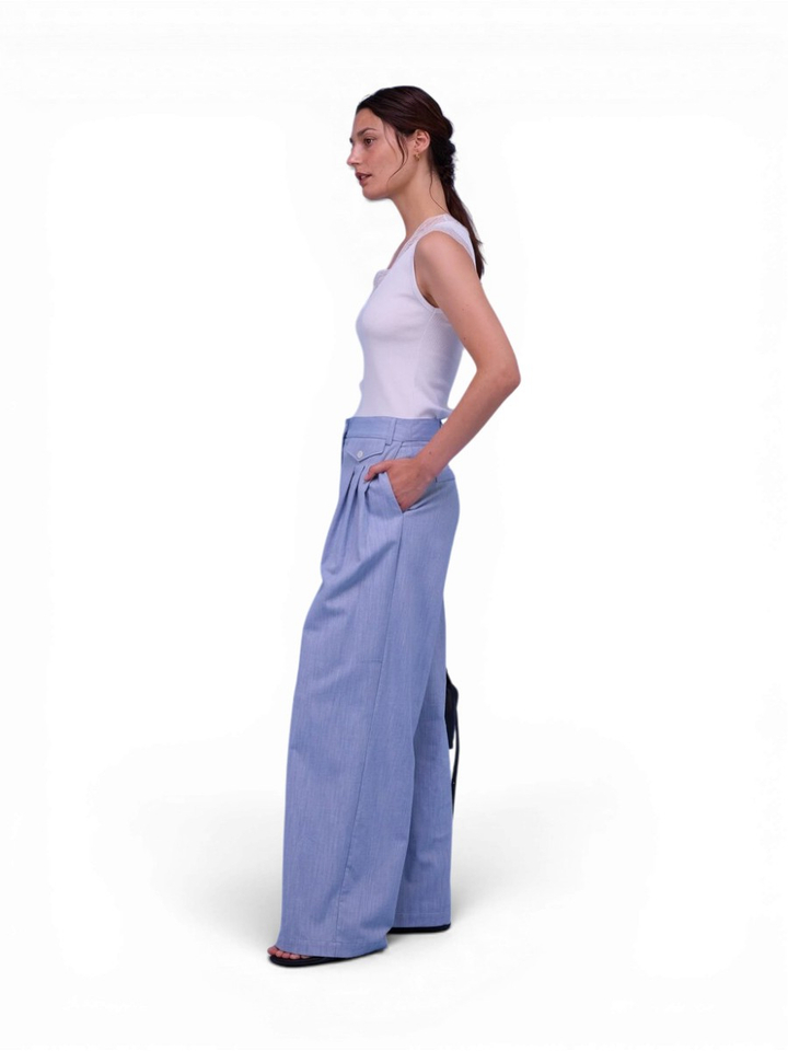 Blauwe losvallende broek structuur Guy Nathalie Vleeschouwer