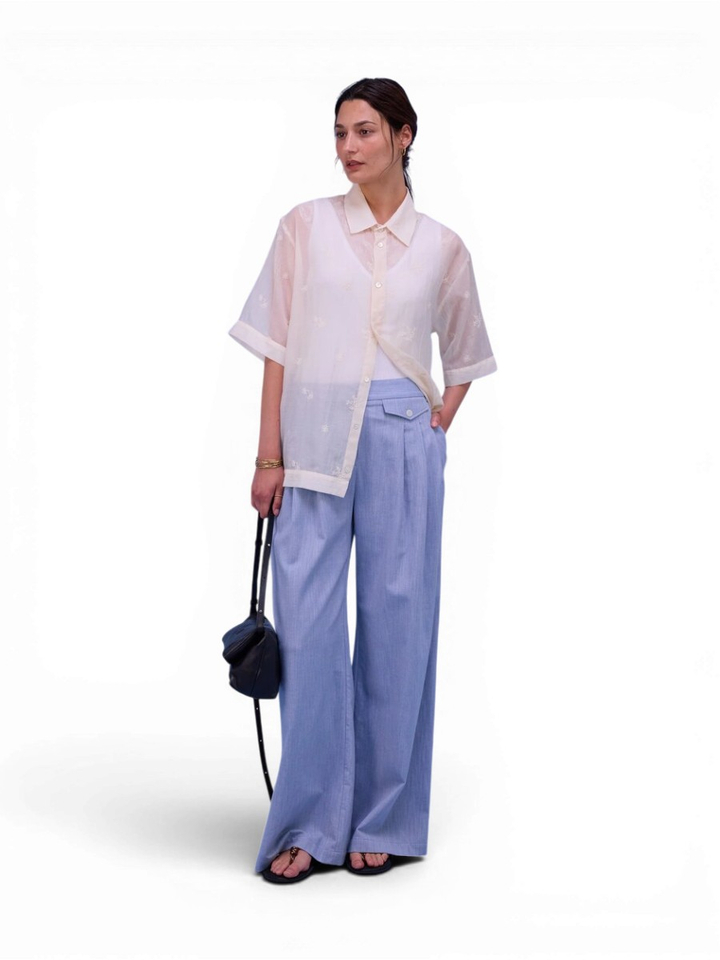 Blauwe losvallende broek structuur Guy Nathalie Vleeschouwer