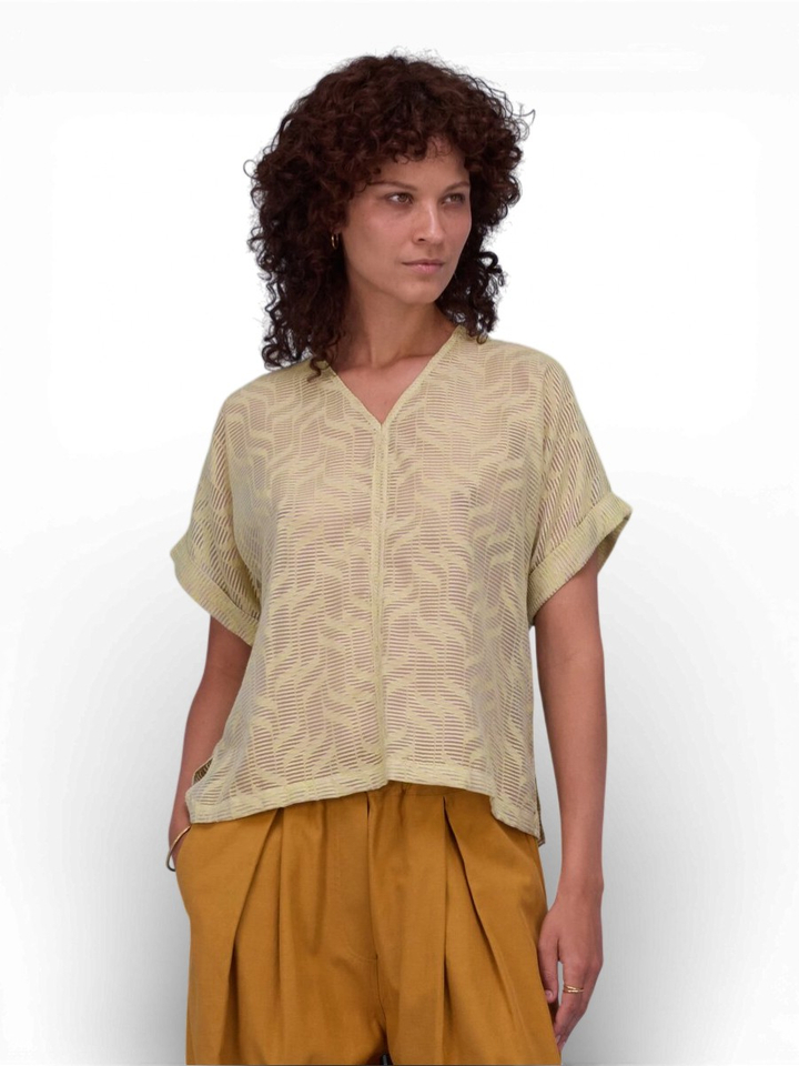 Gele blouse Faro Nathalie Vleeschouwer 