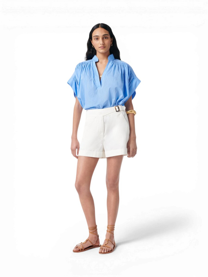 Lichtblauwe oversized blouse met plooeien en v-hals Cory