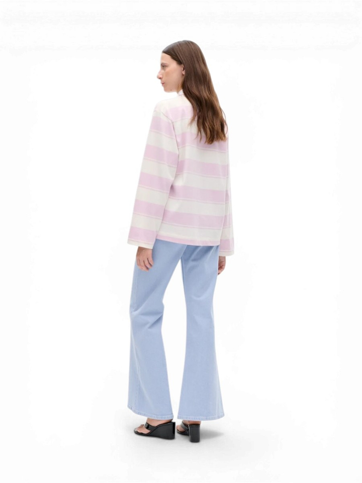 Blauw gestreepte blouse met knopen Edited 