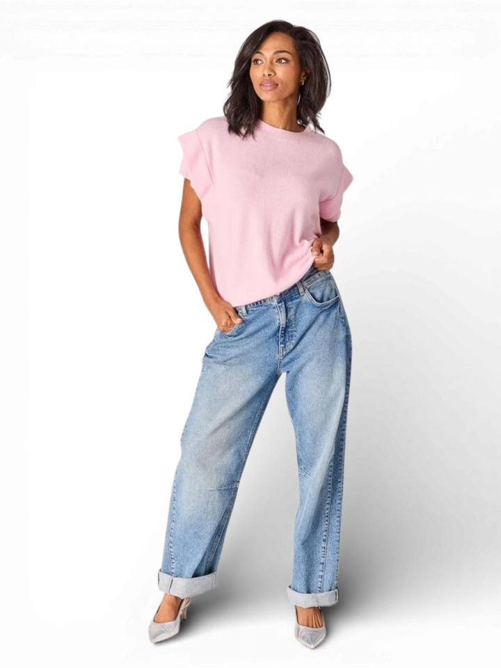 Roze pull met schouderdetail Mira Lalotti 