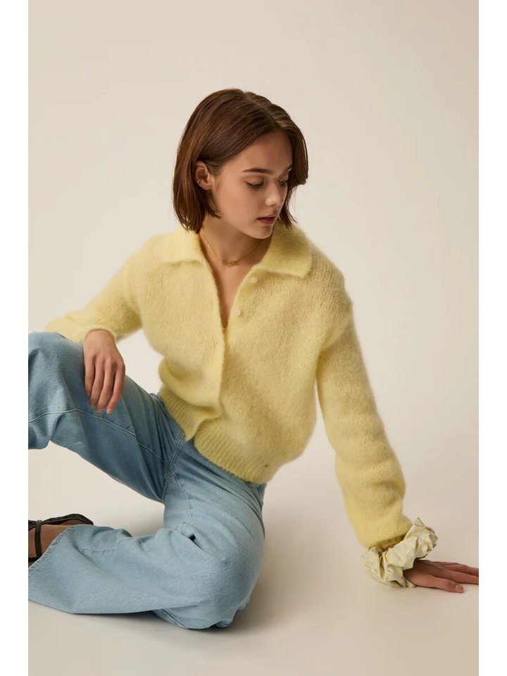Gele cardigan met kraag Apolo Des Petits Hauts