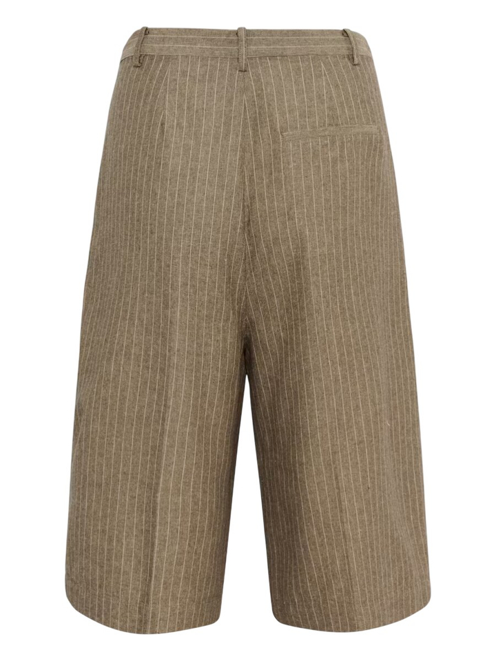 Bruine lange short met fijne krijtstreep Ginerva Short Soaked In Luxury