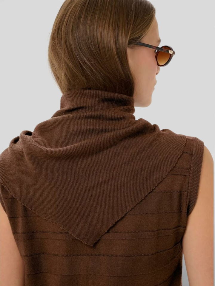 Bruine mouwloze gilet met sjaal Spina Waist Soaked In Luxery