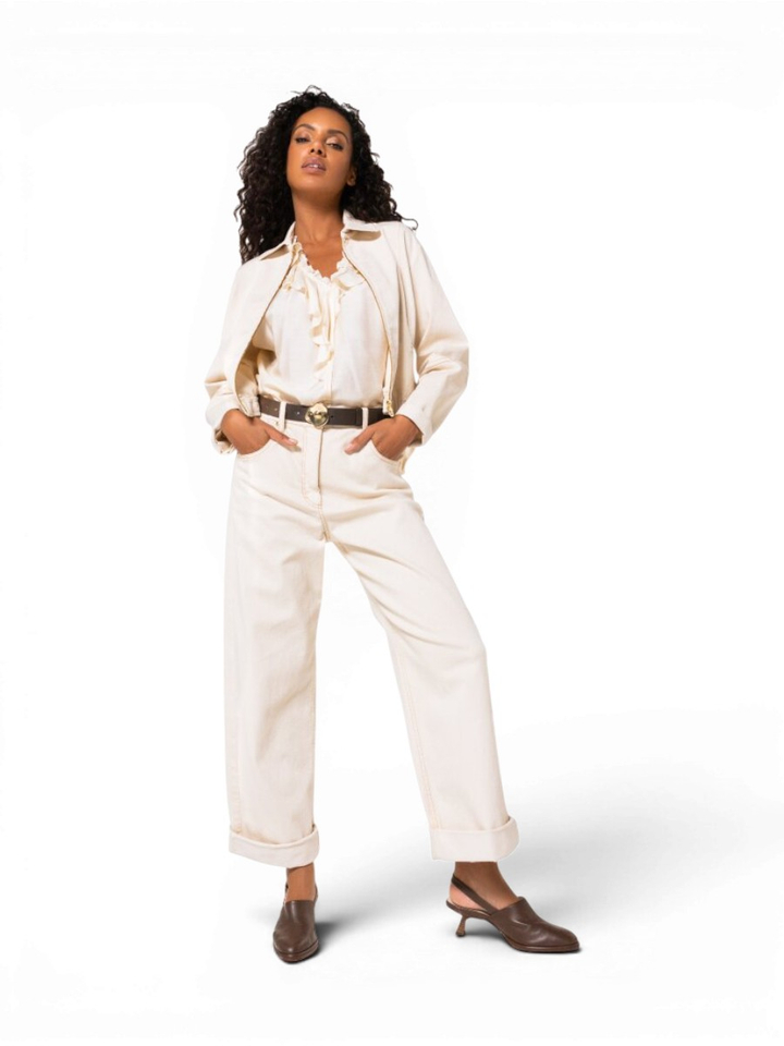 Ecru jeans jas met rits en detail gouden knopen  Caroline Biss
