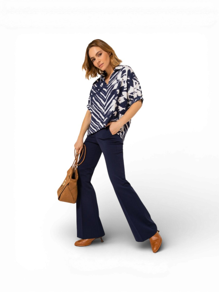 Blauwe bloes met bloemenprint Caroline Biss