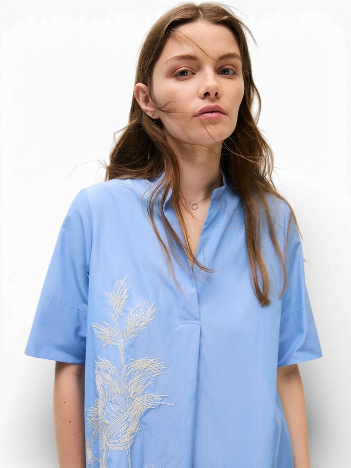 Lichtblauwe jurk met bloemenprint Rosse35