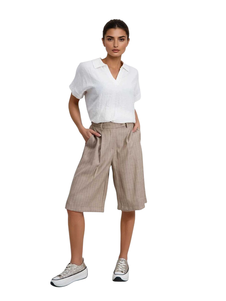Roze short krijtstreep Signe Nature