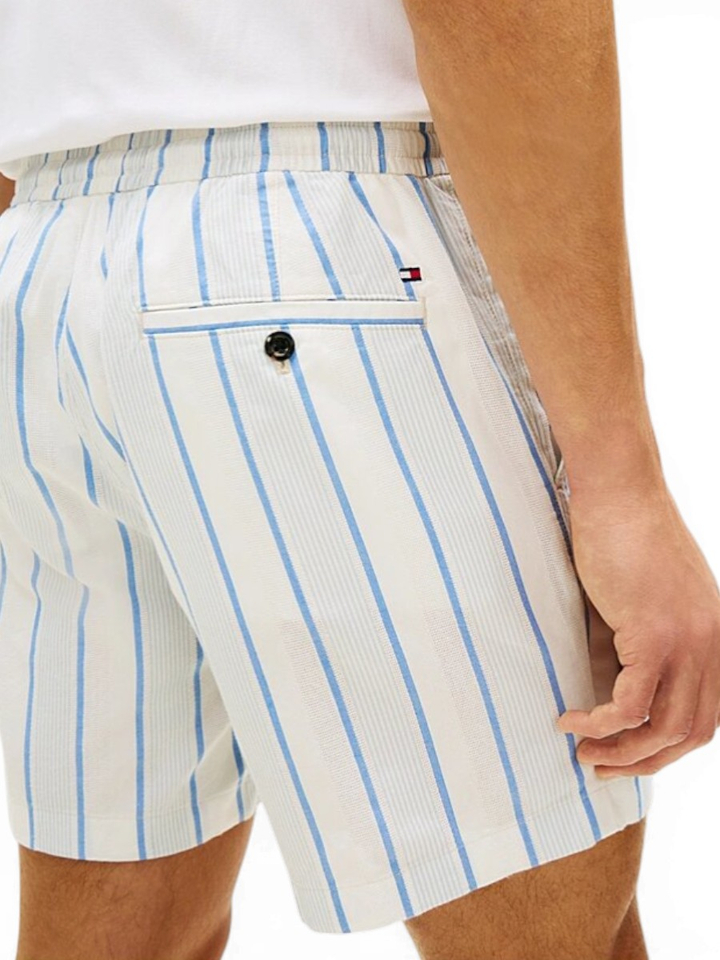 Witte short met blauwe strepen Tommy Hilfiger