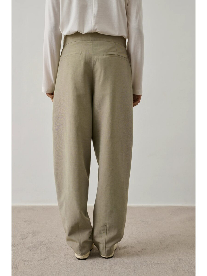 Groene losvallende broek Baptiste Soeur