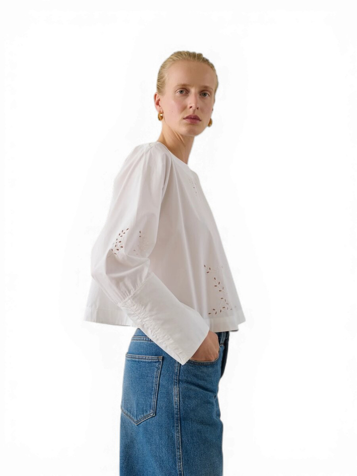 Witte bloes met broderie Hansel Soeur 