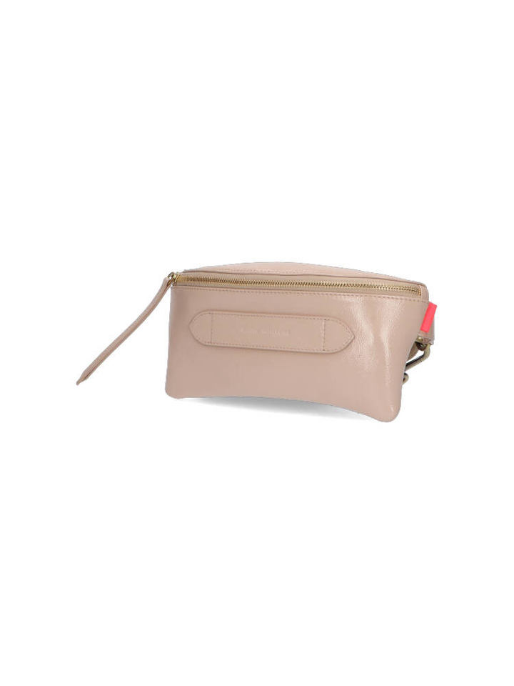 Patent nude heuptas coachella Marie Martens