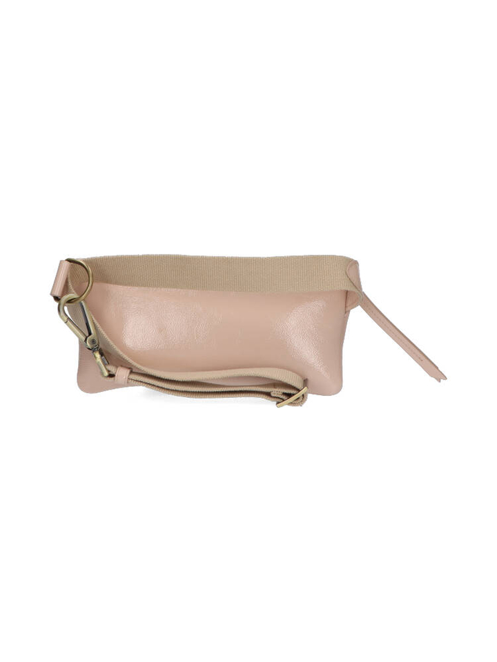 Patent nude heuptas coachella Marie Martens