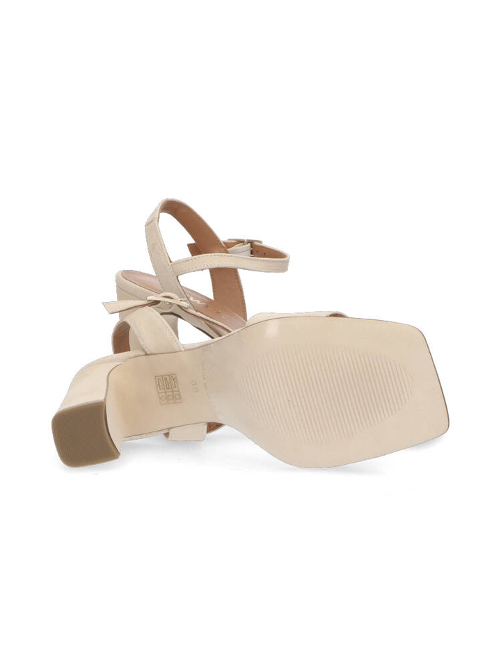 Beige sandalen met hak Ratanja Catwalk