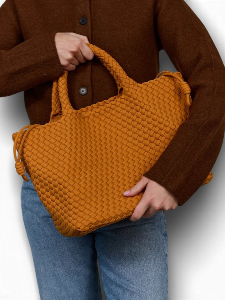 Golden orange handtas medium Marrea 