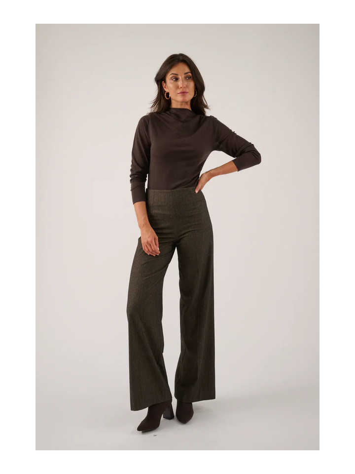 Bruine broek met fijn motief Lucy Oscar