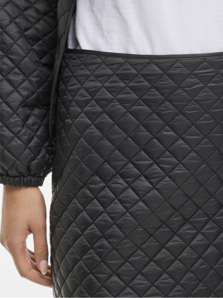 Zwarte gewatteerde minirok Vibenji Vila