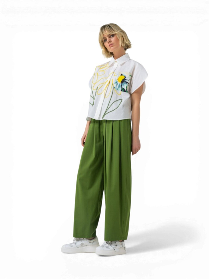 Witte bloes met bloemendetail Caroline Biss 