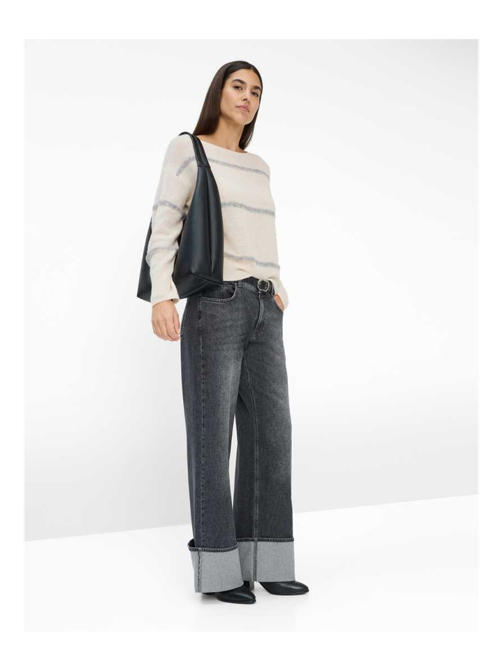 Ecru pull met boothals en grijze glinsterende strepen Brax