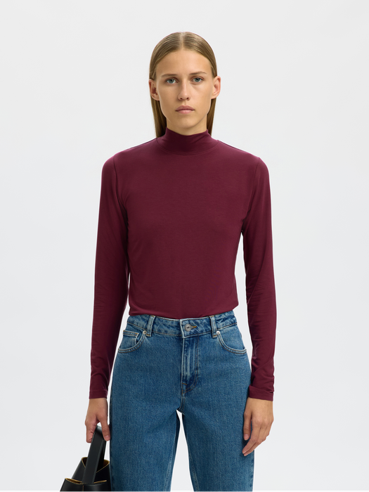 Bordeaux kleurige t-shirt met opstaande kraag Selected