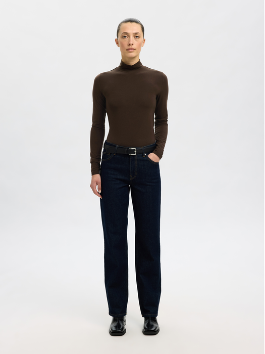 Bruine t-shirt met opstaande kraag Selected