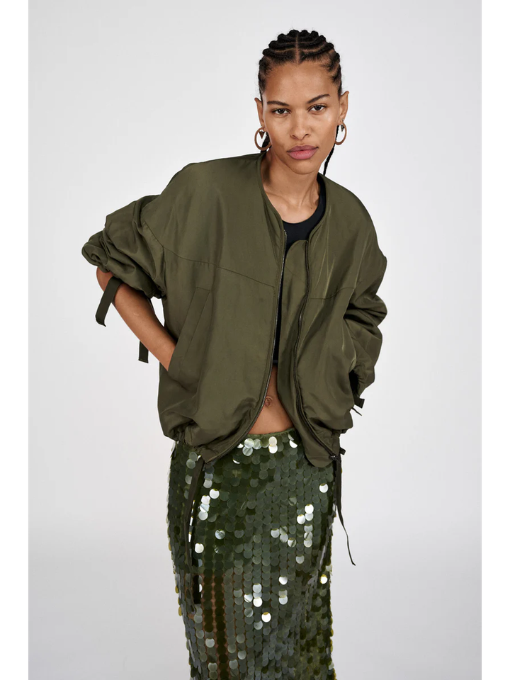 Groene feestelijke jurk met pailetten Lior Rabens Saloner
