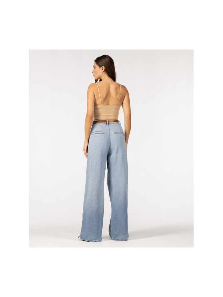 Beige top met voorgevormde cup Eden Ibana