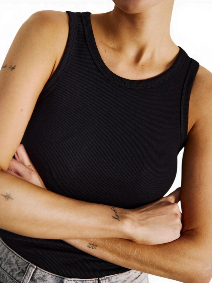 Zwarte top Dordi Withblack