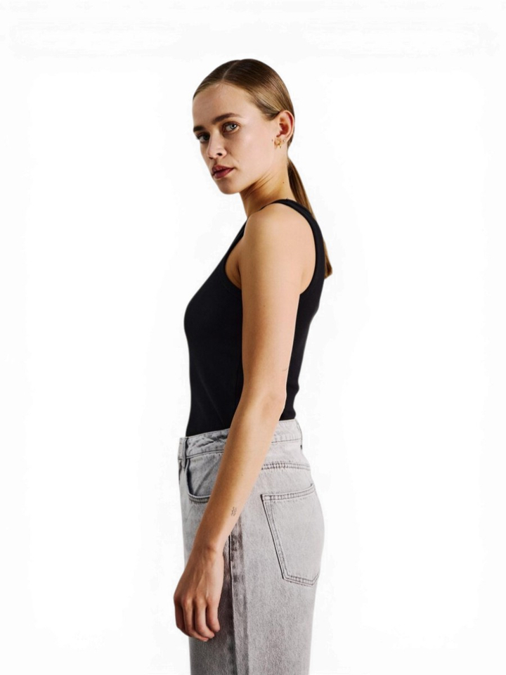 Zwarte top Dordi Withblack