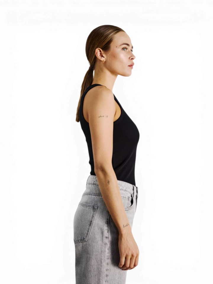 Zwarte top Dordi Withblack