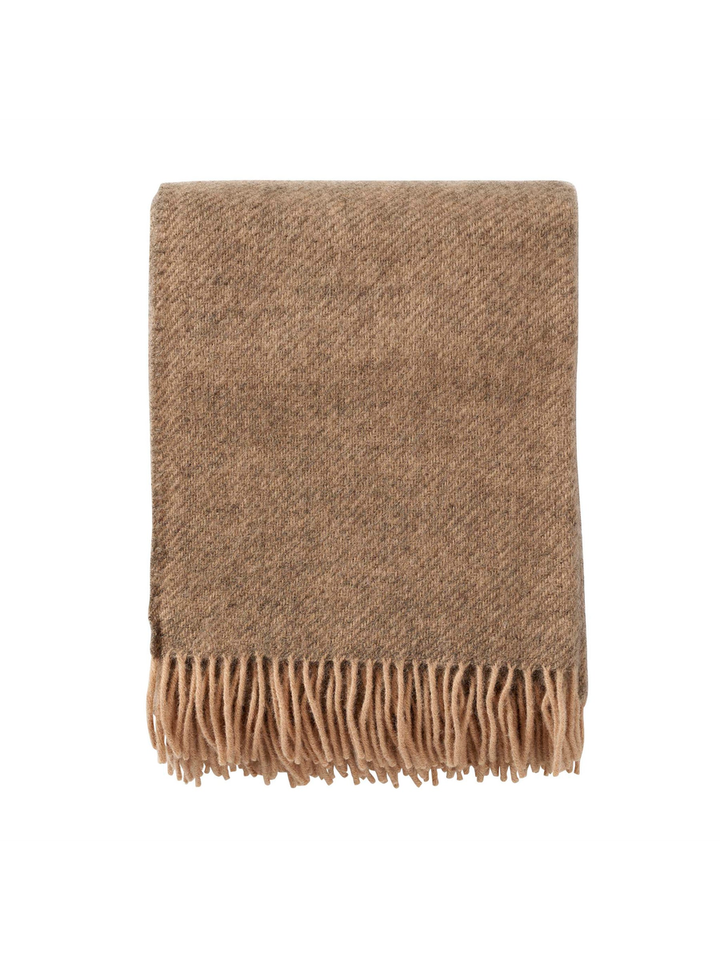 Beige wollen plaid Gotland Crispy Klippan