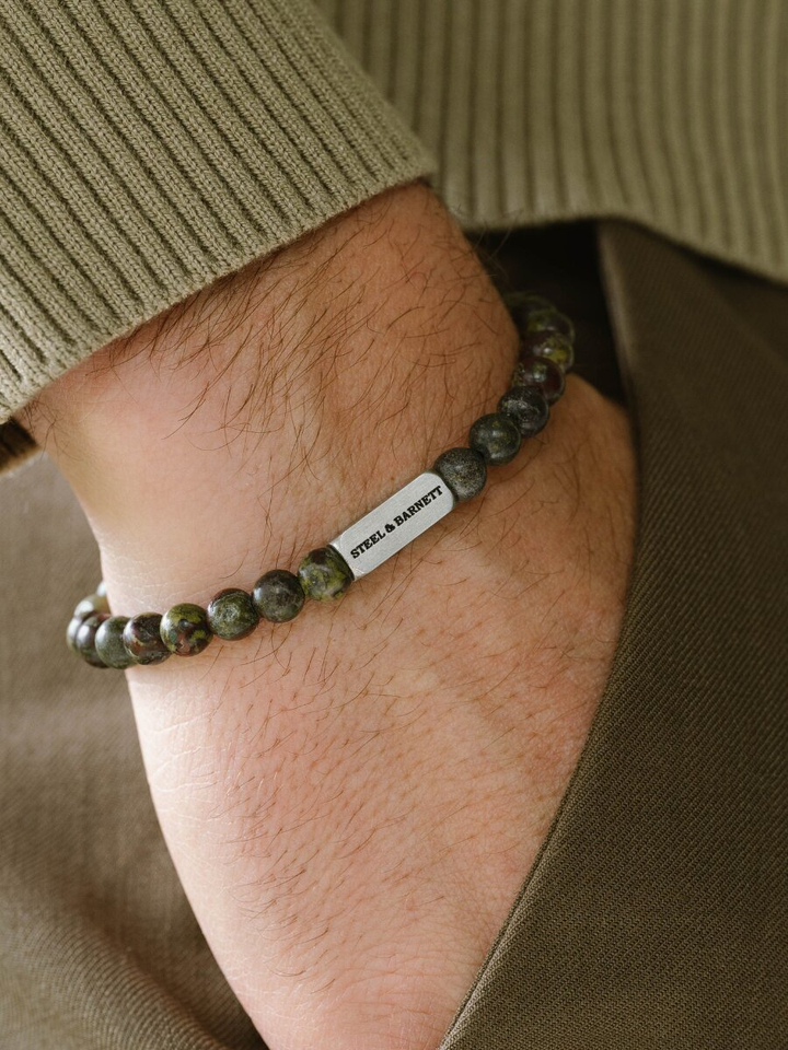 Dragon Blood ronde edelsteen armband Naturel Steel And Barnett