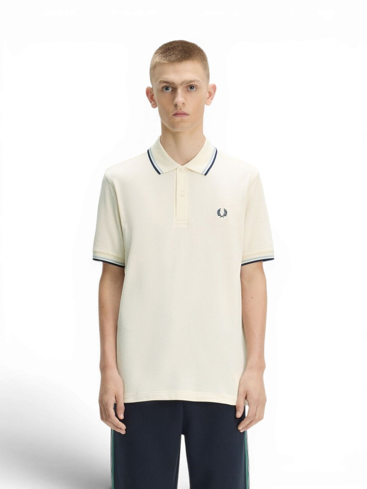 Ecrukleurige polo met detail aan de kraag en mouw Fred Perry