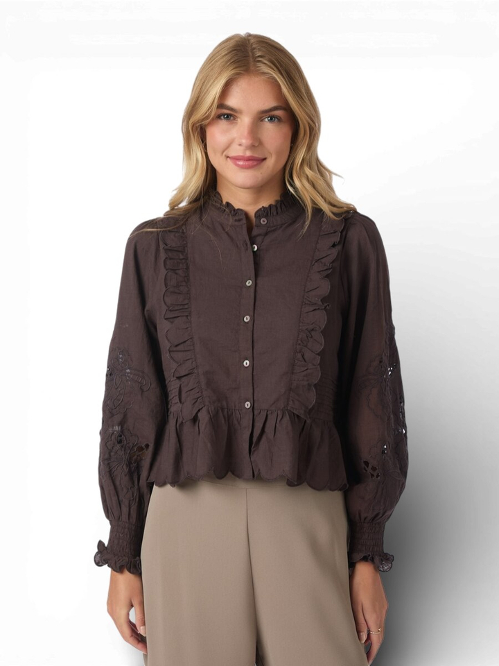 Bruine bloes met broderie Pertine Neo Noir 