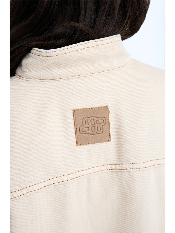 Beige soepelvallende jeans bloes Tuxa Munthe